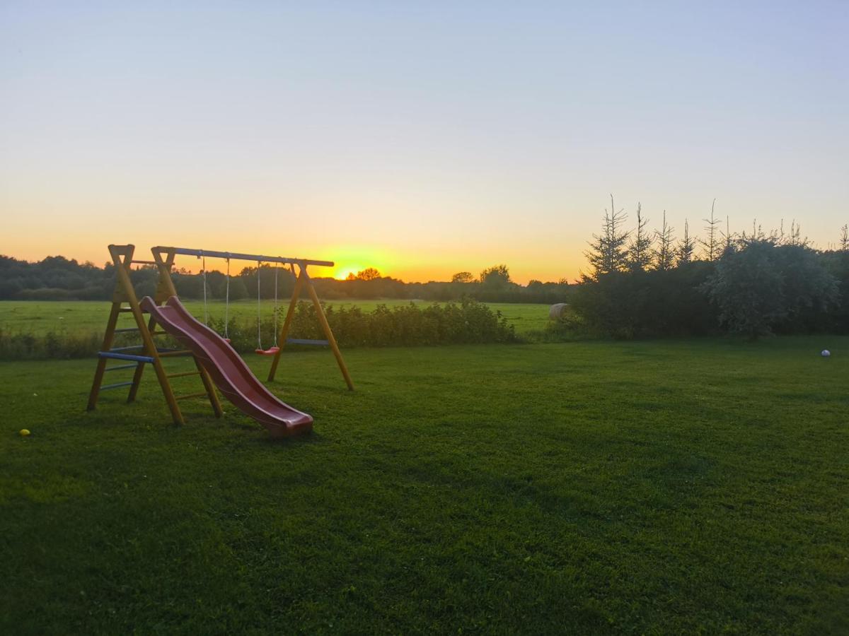Kuuseoksa Holiday Home Viru-Nigula Eksteriør billede